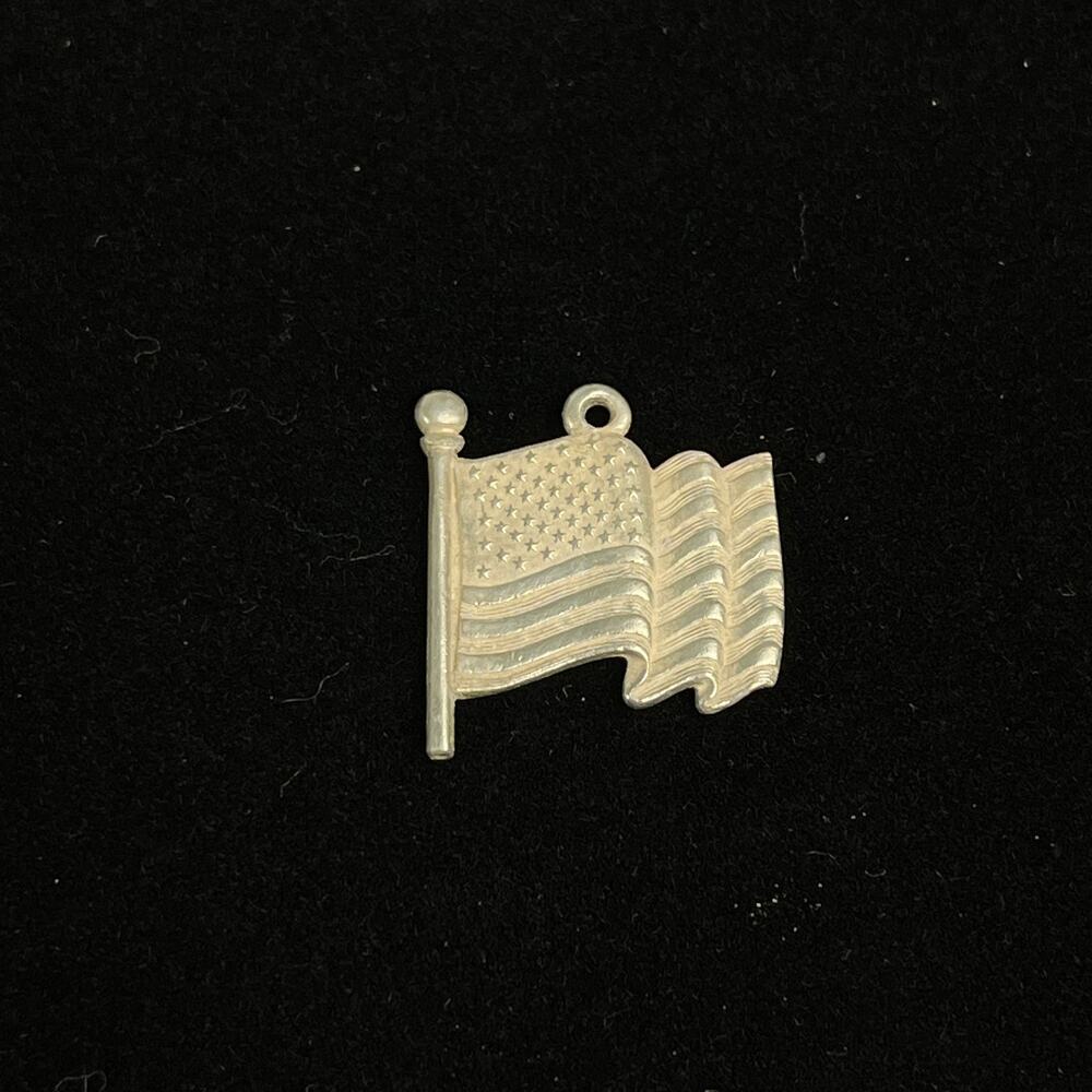 Retired James Avery Sterling Silver American Flag USA Patriotic Charm